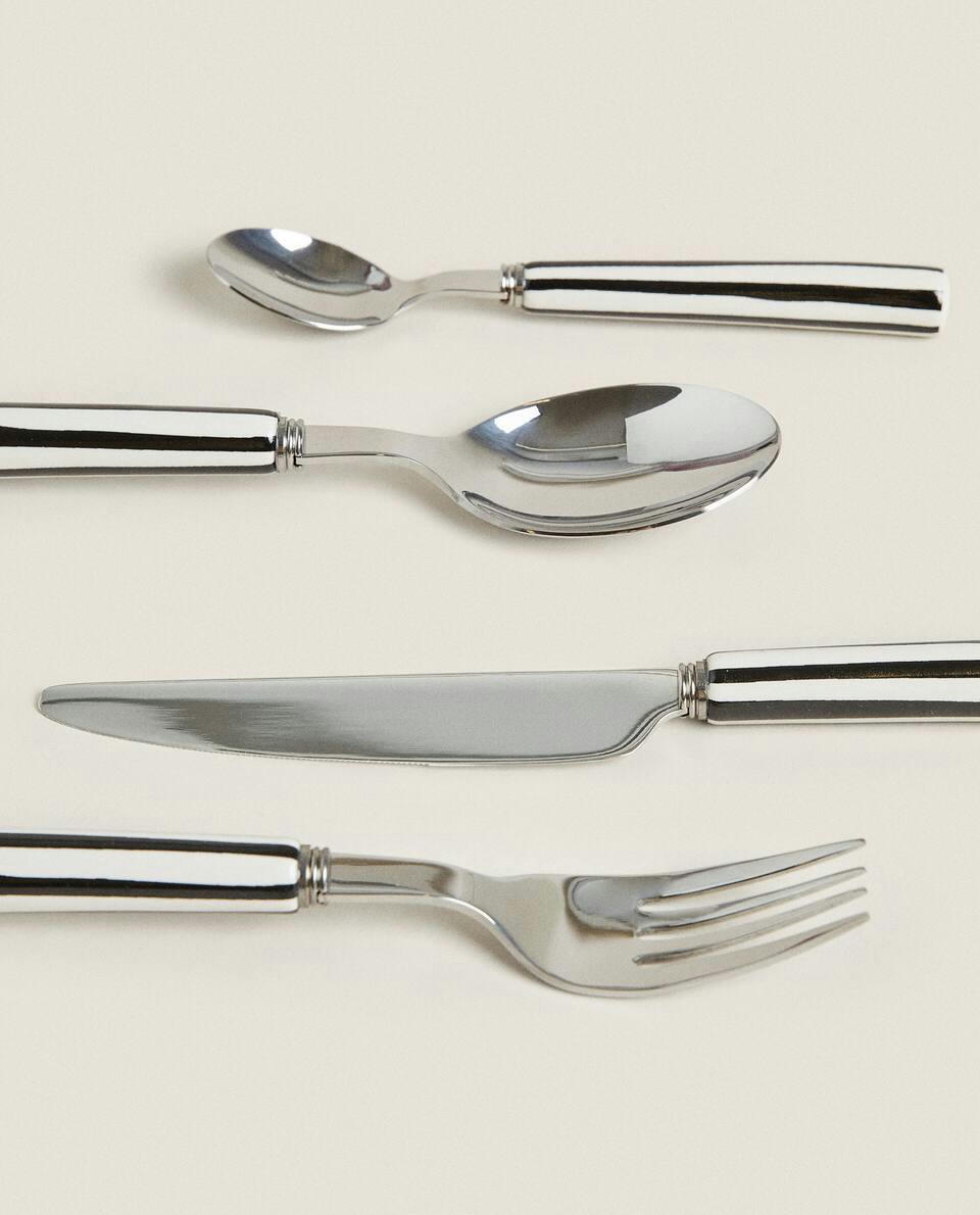 STRIPED CUTLERY SET (4 PIECES)
