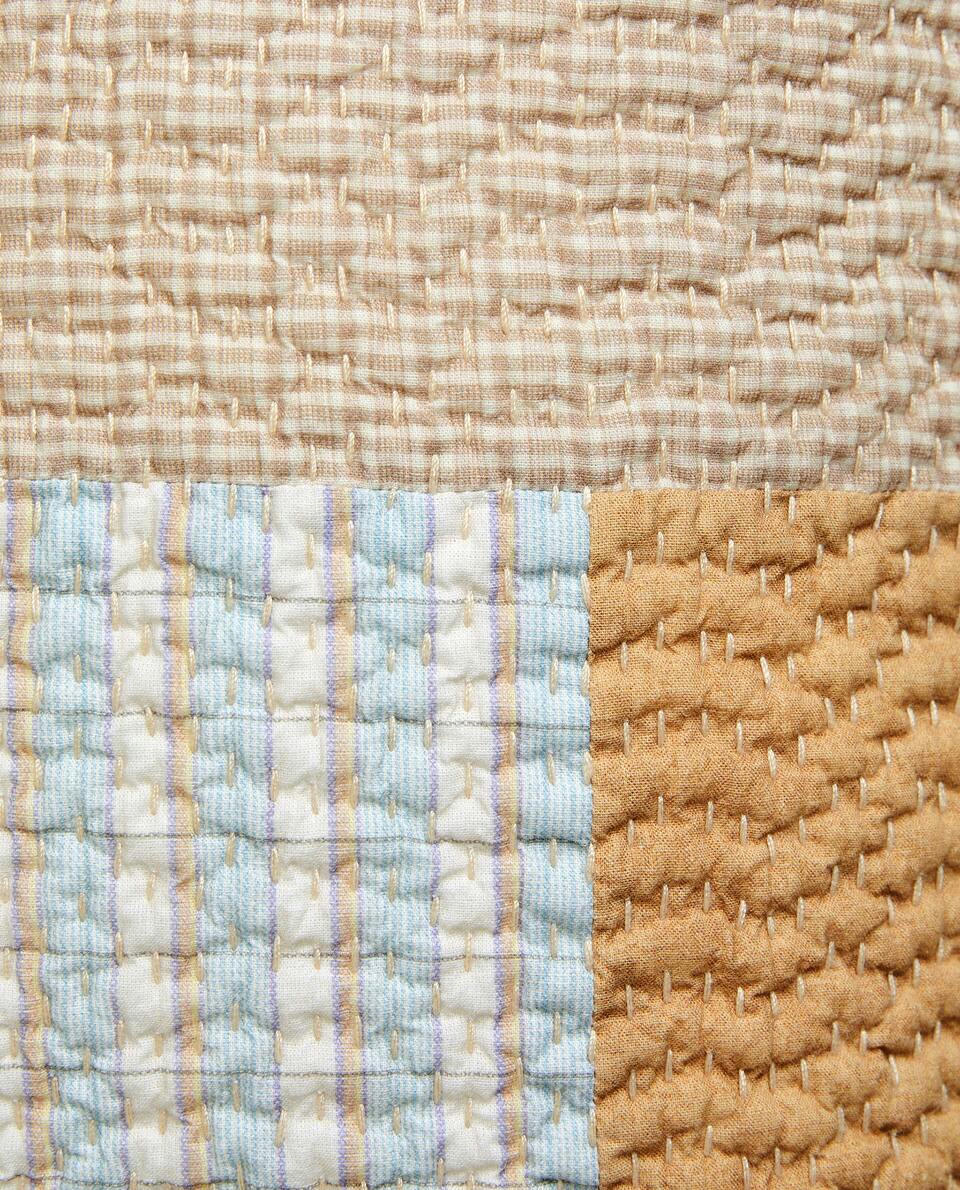 EMBROIDERED CUSHION COVER