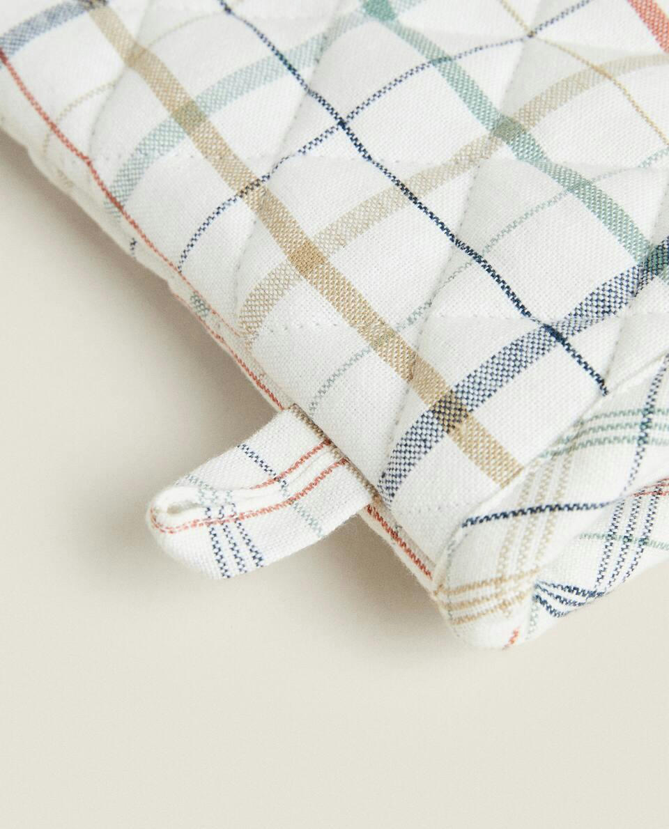 DYED THREAD COTTON OVEN GLOVE