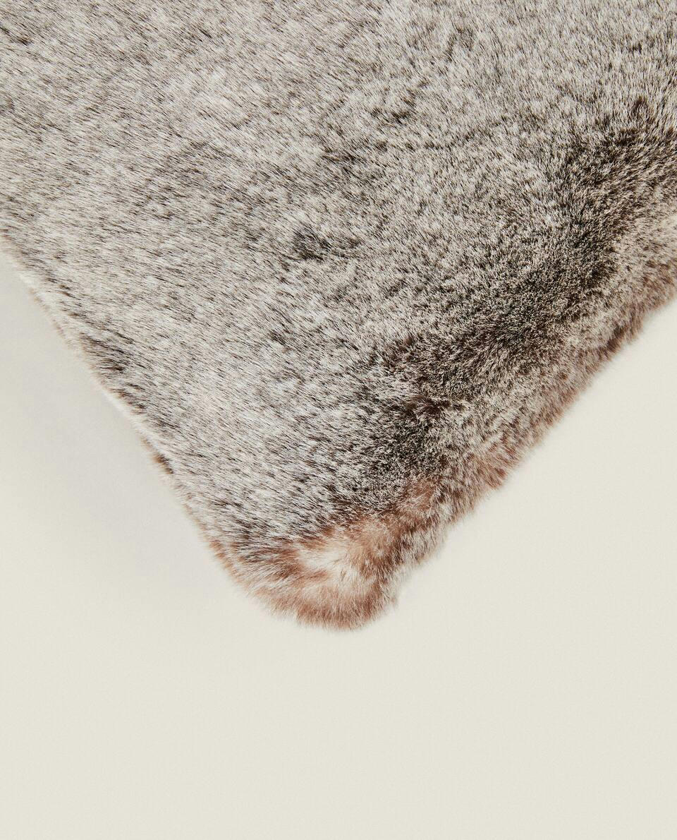 FUR CUSHION COVER