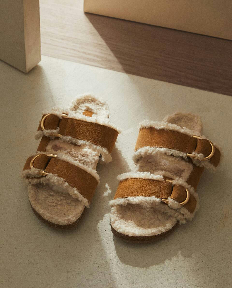 LINED LEATHER DOUBLE-BUCKLE SANDALS