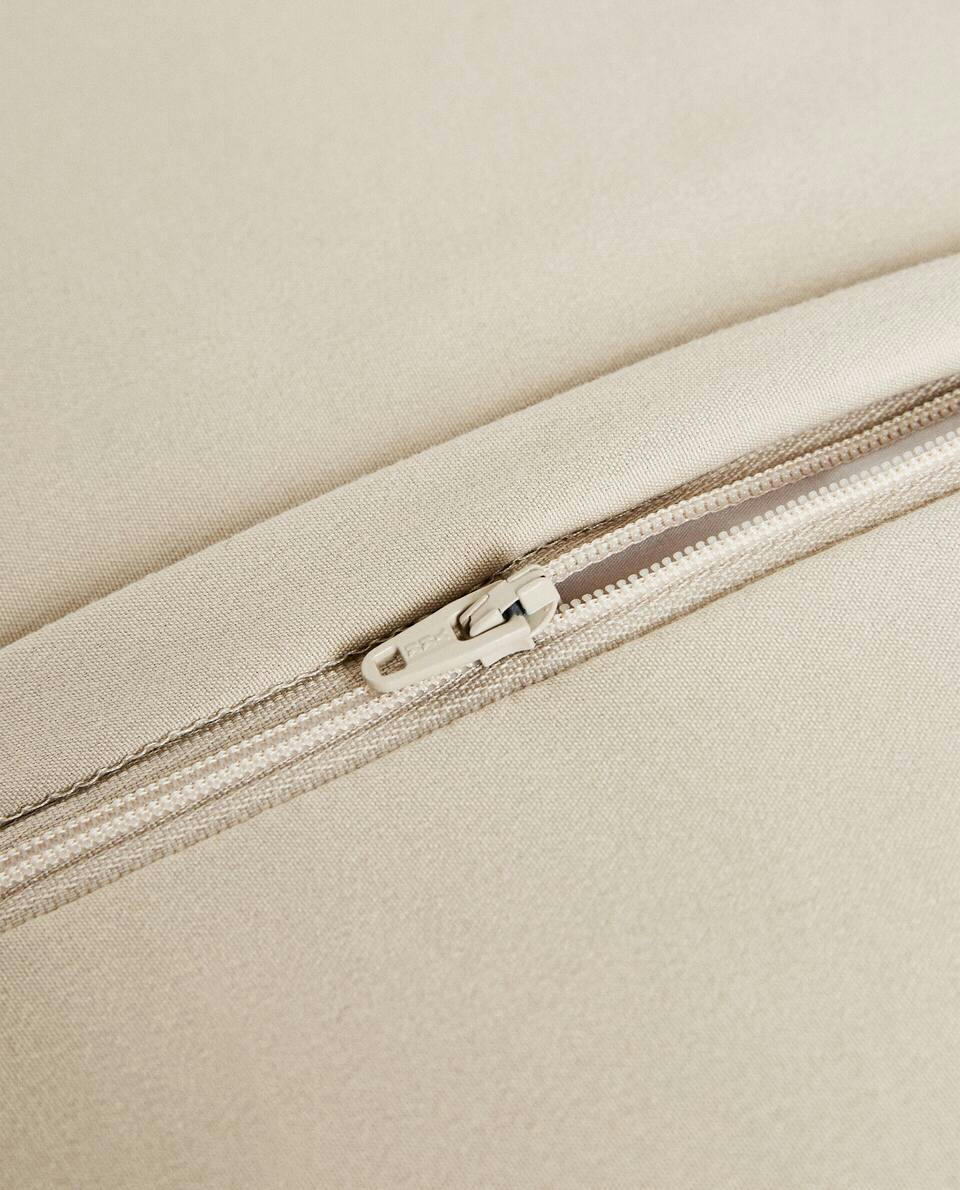 QUILTED DOTTED CUSHION COVER