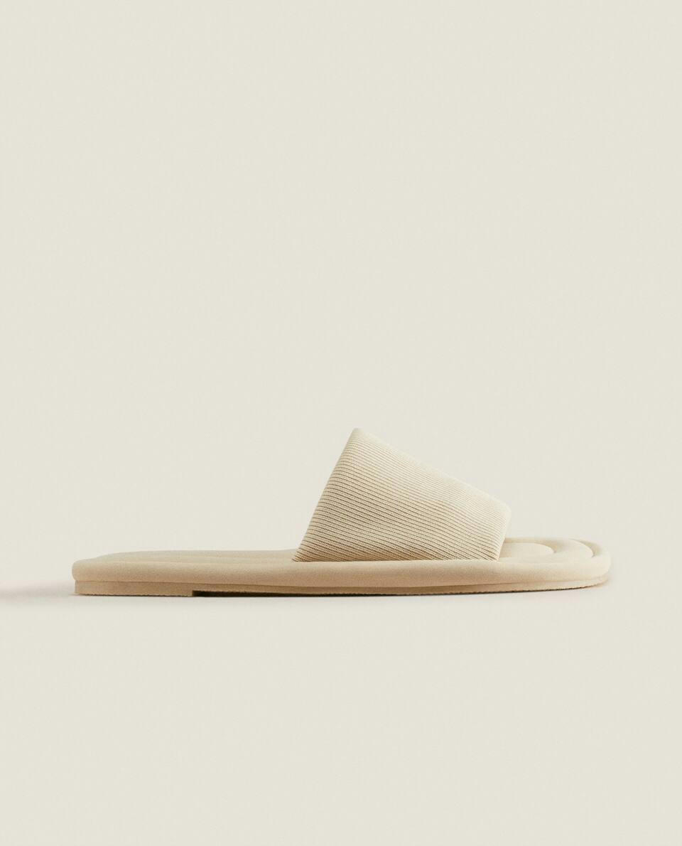 OPEN KNIT SLIPPERS