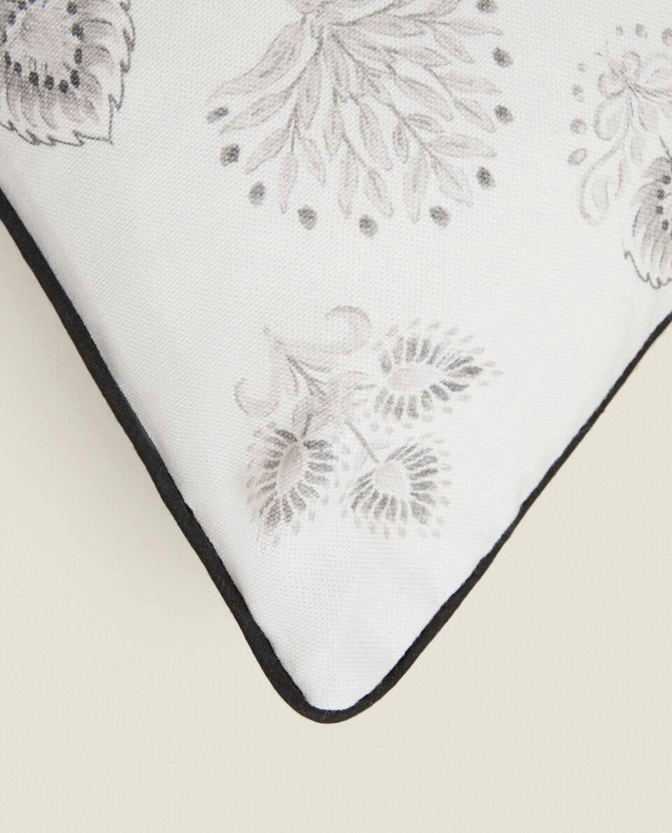 FLORAL PRINT CUSHION COVER