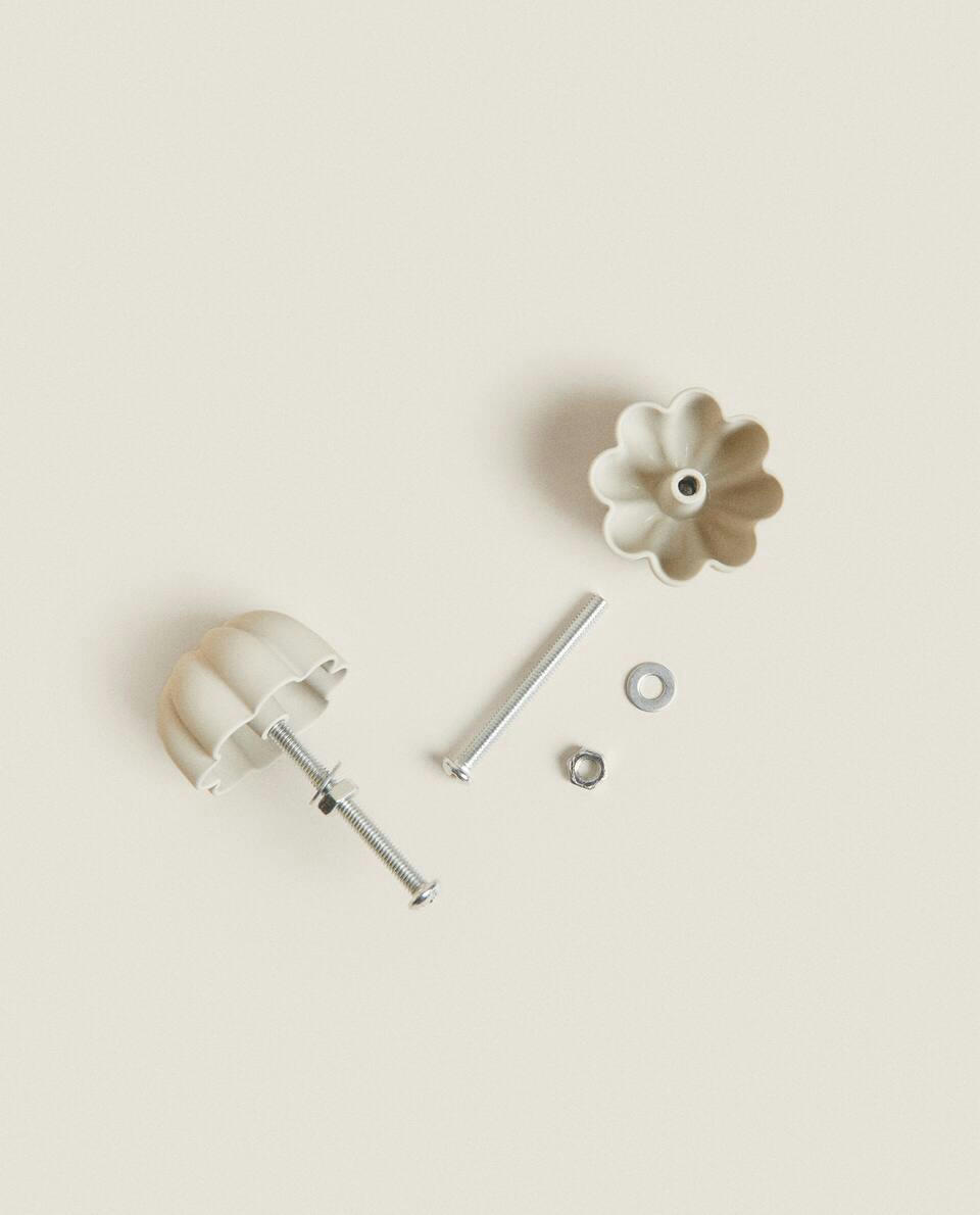 METAL FLOWER DOOR KNOB (PACK OF 2)