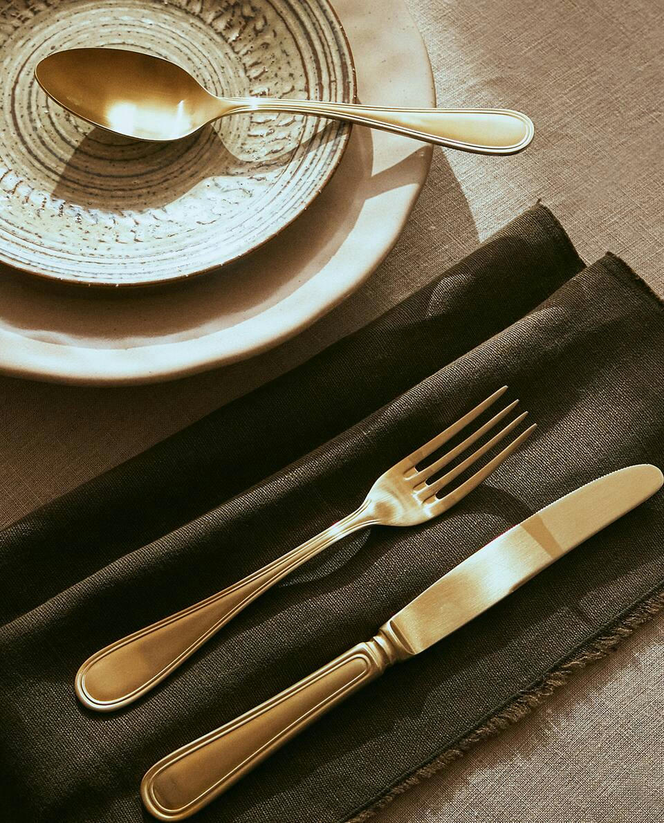 GOLDEN CUTLERY SET (SET OF 3)