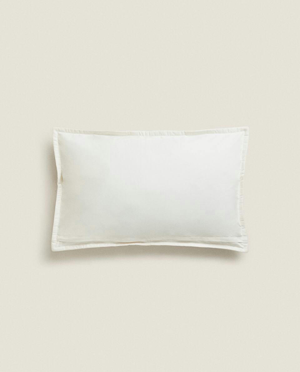 DIAMOND PATTERN CUSHION COVER