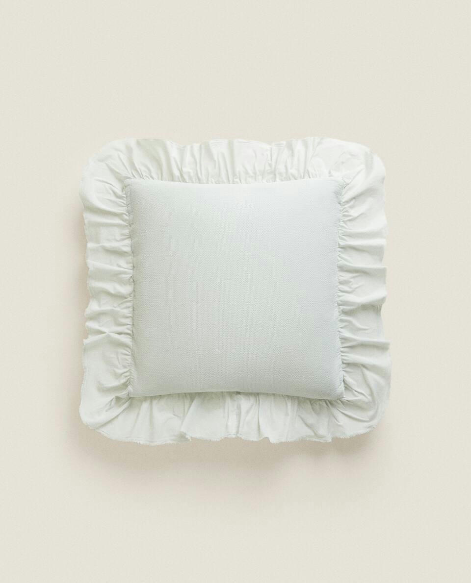CUSHION COVER WITH RUFFLE TRIM