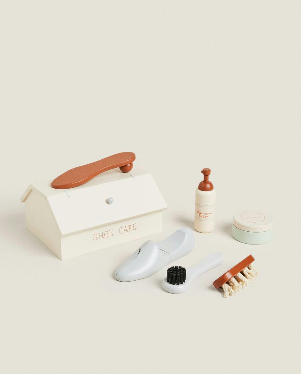 TOY SHOE CARE SET