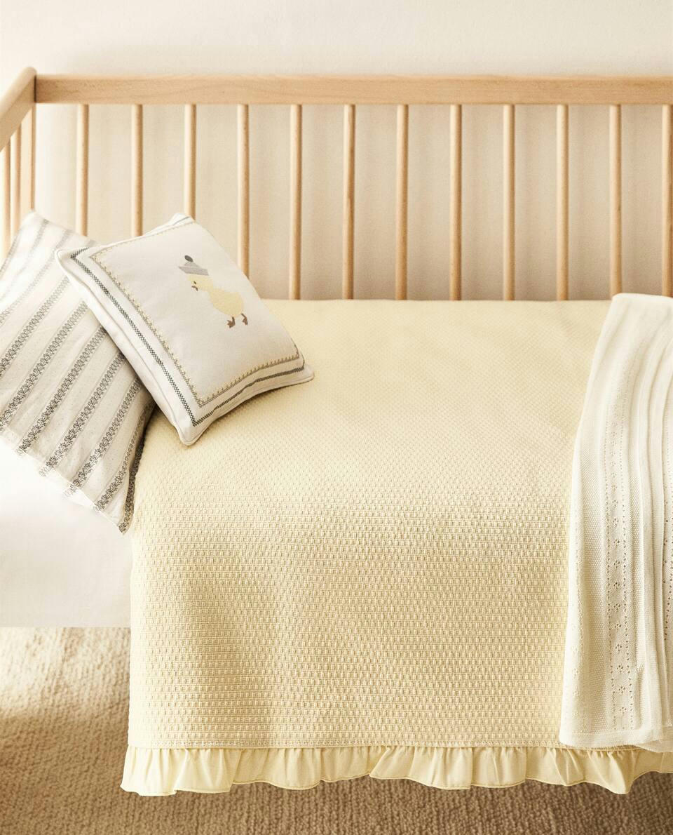 JACQUARD COTTON BEDSPREAD