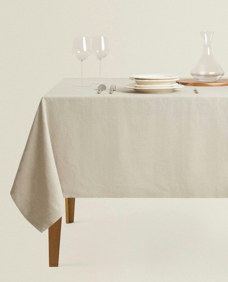 BASIC LINEN TABLECLOTH