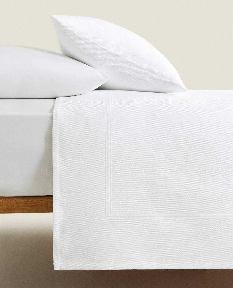 COTTON BEDSPREAD WITH BORDER