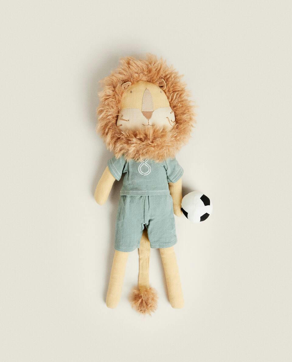 LION FOOTBALL SOFT TOY