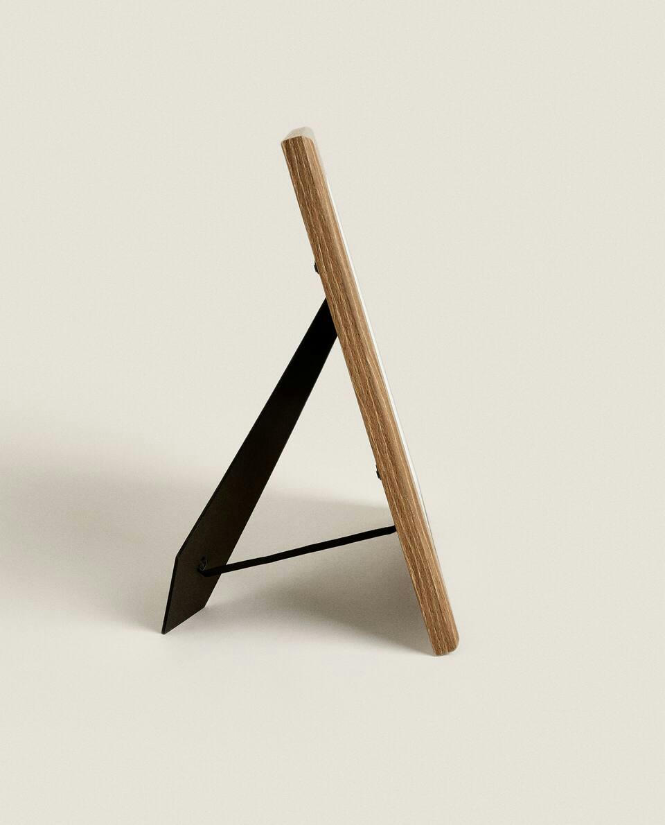 CONTRAST WOODEN FRAME