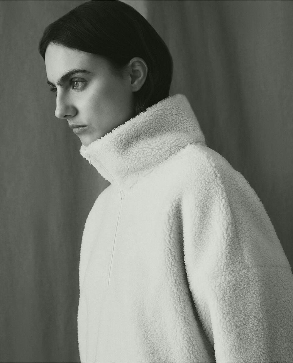 FAUX SHEARLING SWEATSHIRT