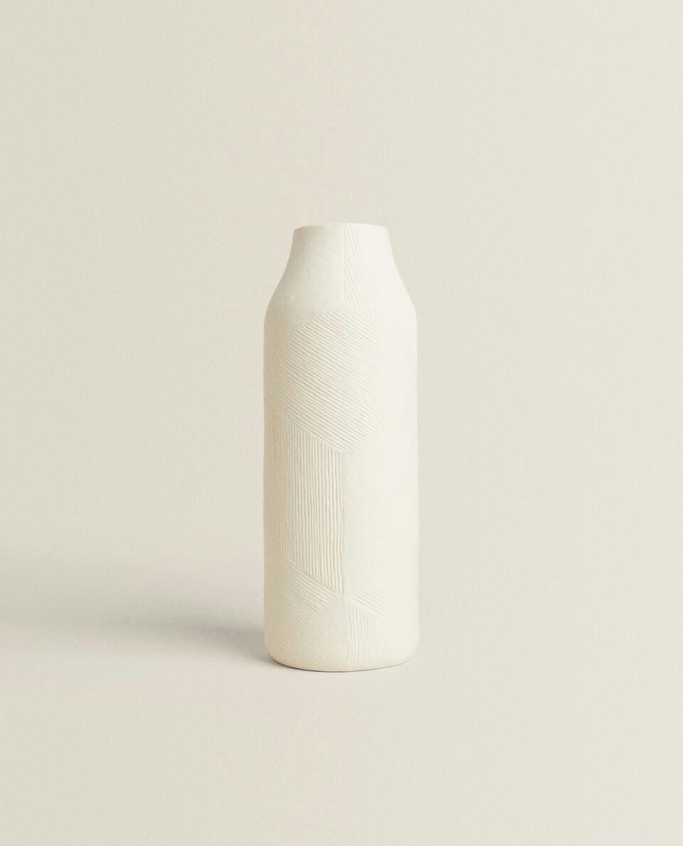 TEXTURED CERAMIC VASE