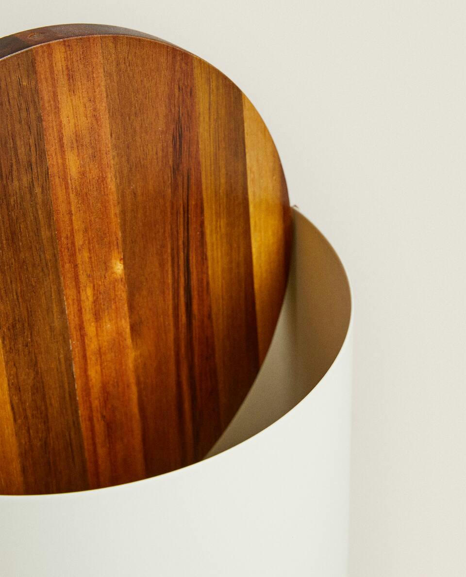 METAL BIN WITH WOOD LID