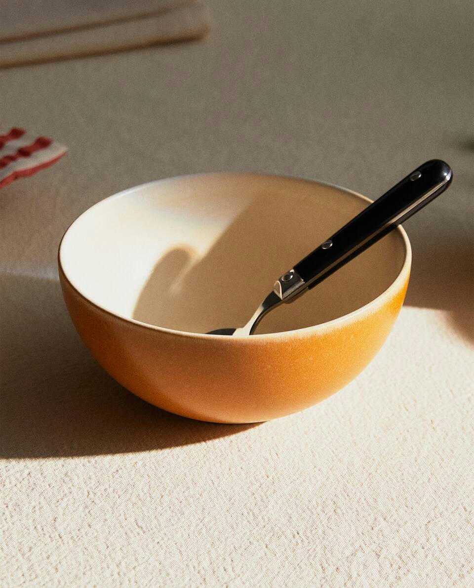 COLOURED STONEWARE BOWL