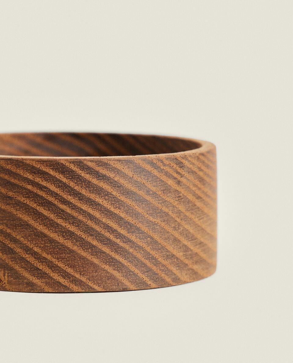 PACK OF KITCHEN MEASURING CUPS