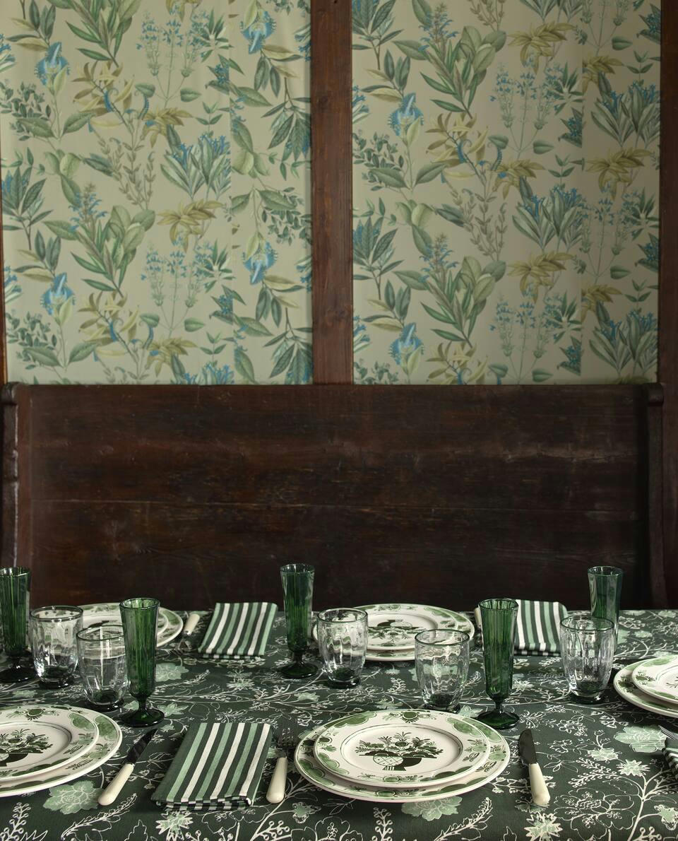 FLORAL COTTON TABLECLOTH