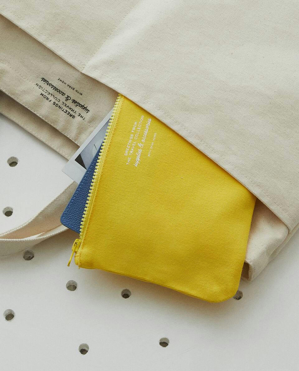 SAINT-LAZARE TRAVEL TOILETRY BAG