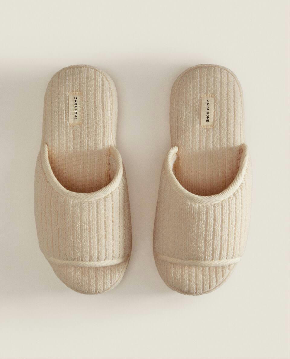 OPEN TERRY SLIPPERS
