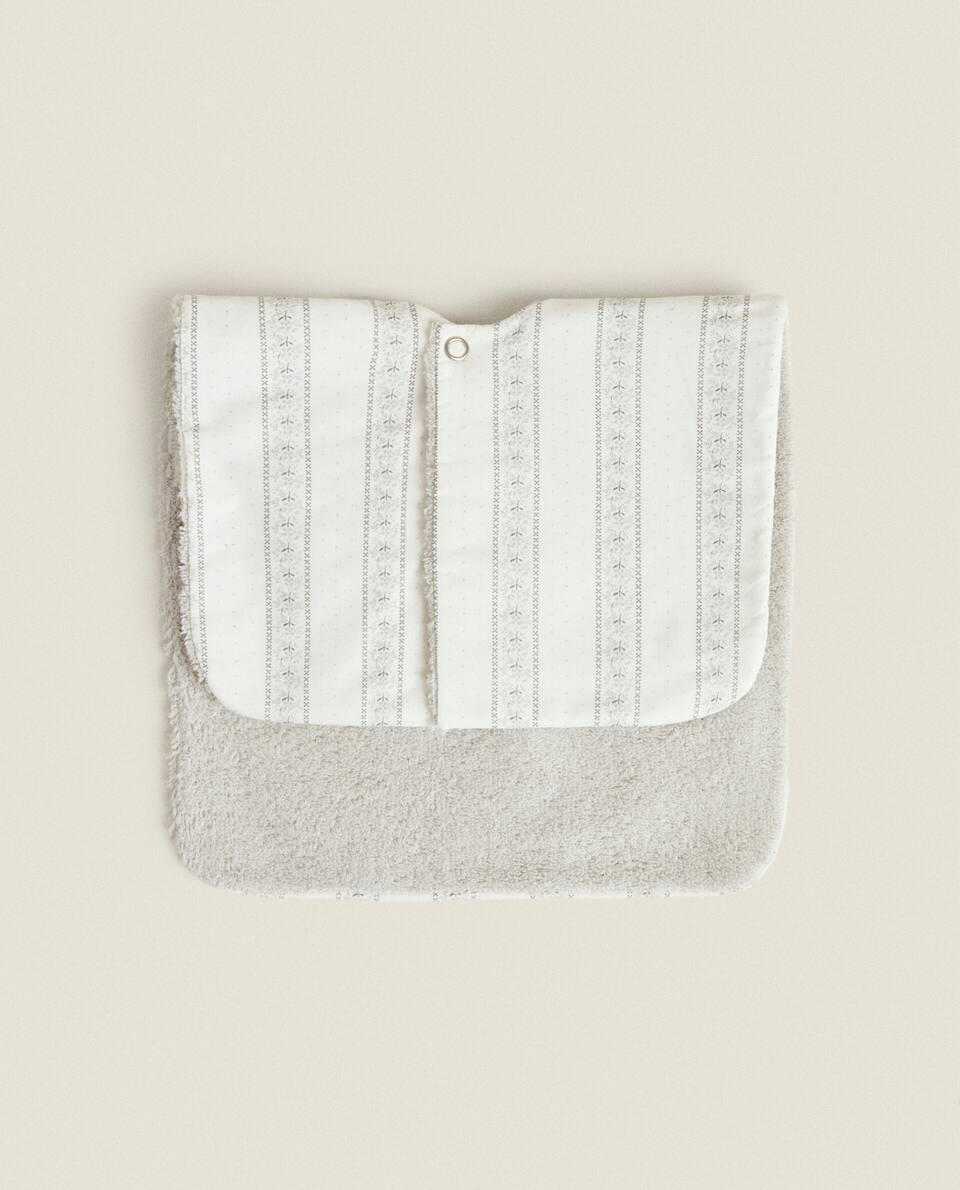 BIB WITH FLORAL BORDER