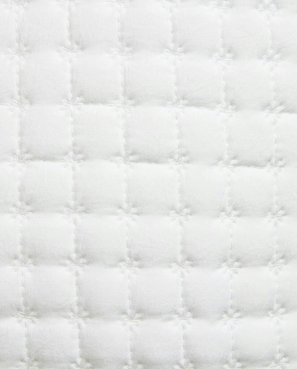 TEXTURED CUSHION COVER WITH LINEN BORDER