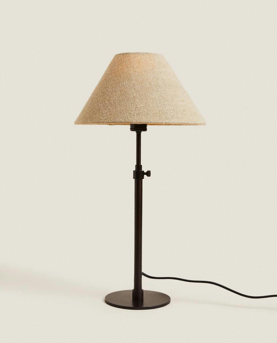 METAL BASE LAMP WITH LINEN LAMPSHADE