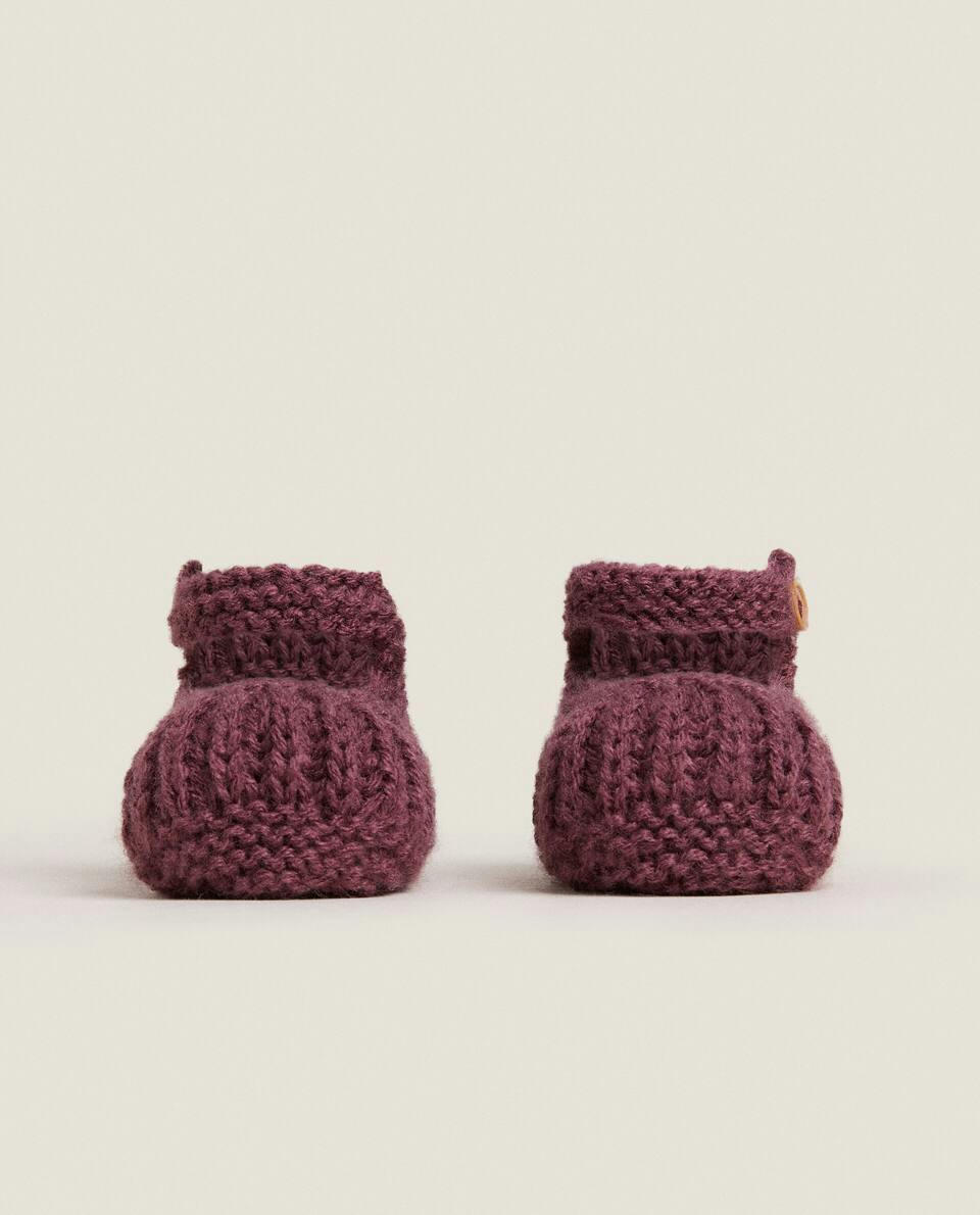 KNIT BALLERINAS WITH STRAP