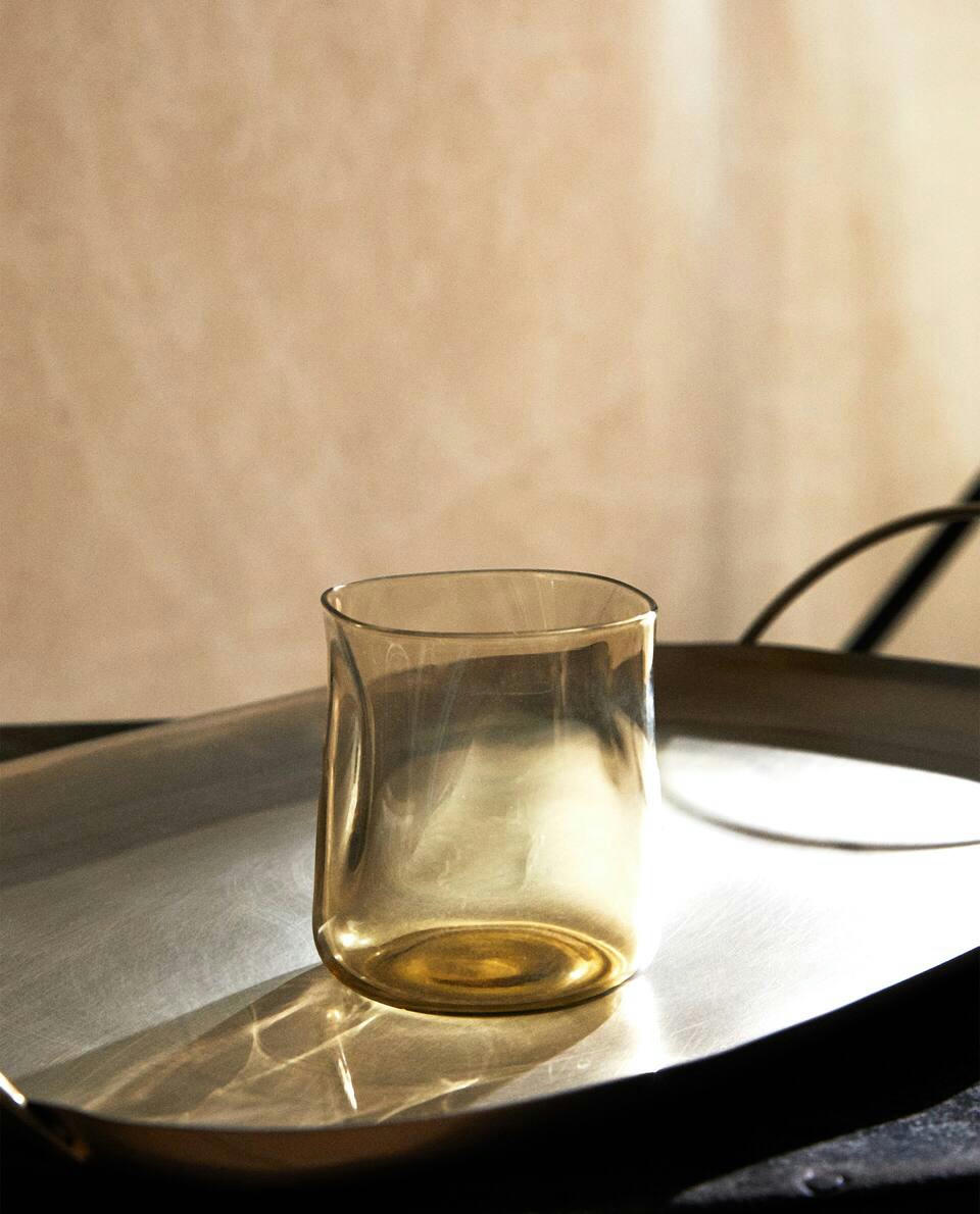 IRREGULAR GLASS TUMBLER