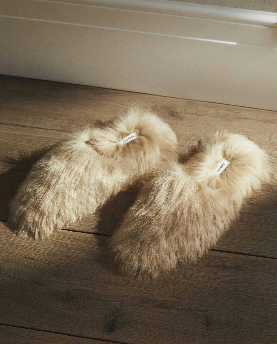 FAUX FUR MULE SLIPPERS