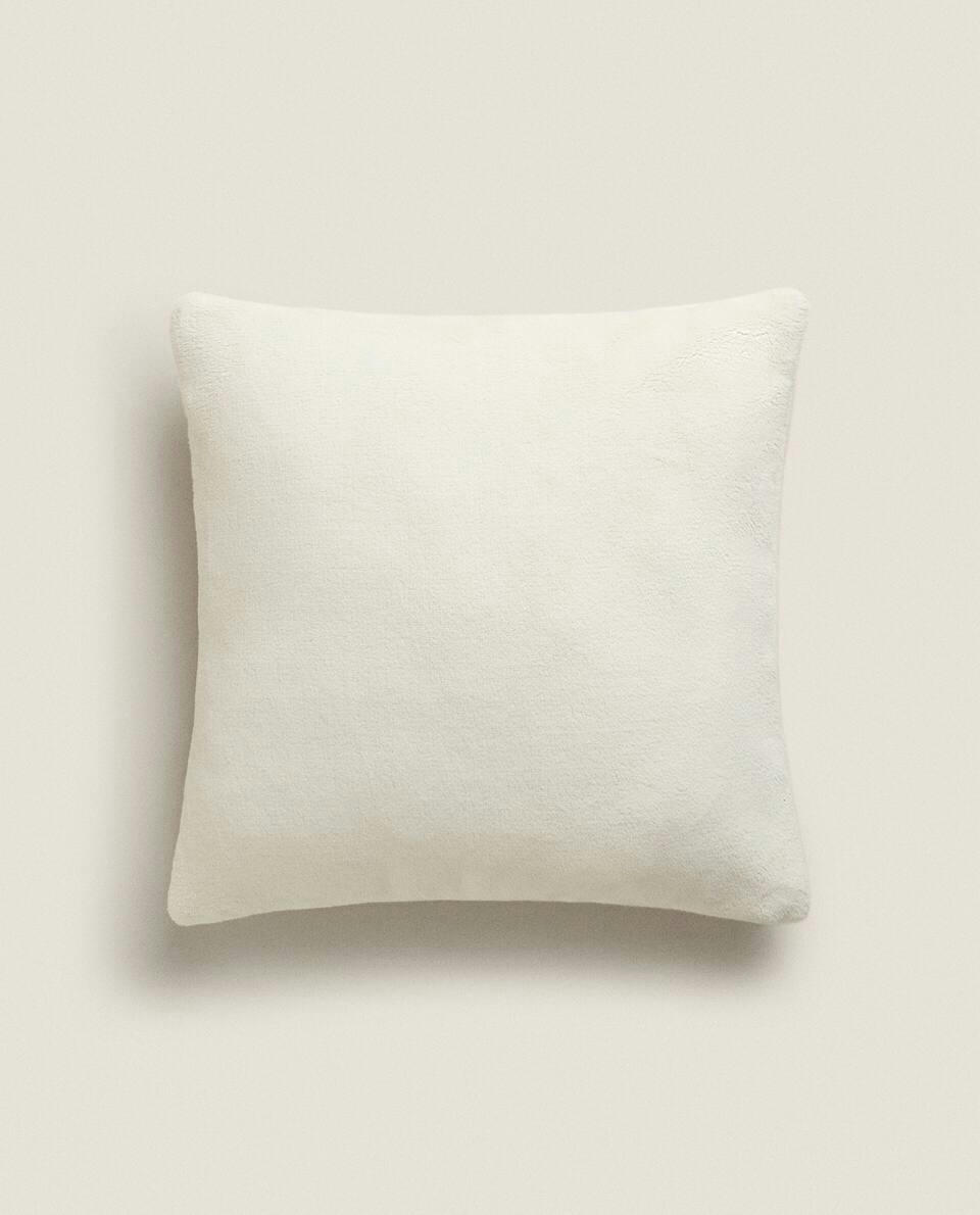 FLEECE CUSHION COVER