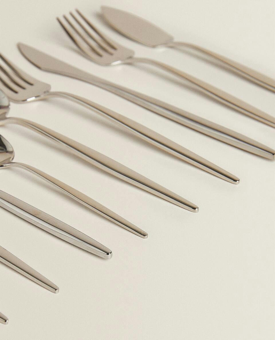 TEASPOON WITH EXTRA-FINE HANDLE