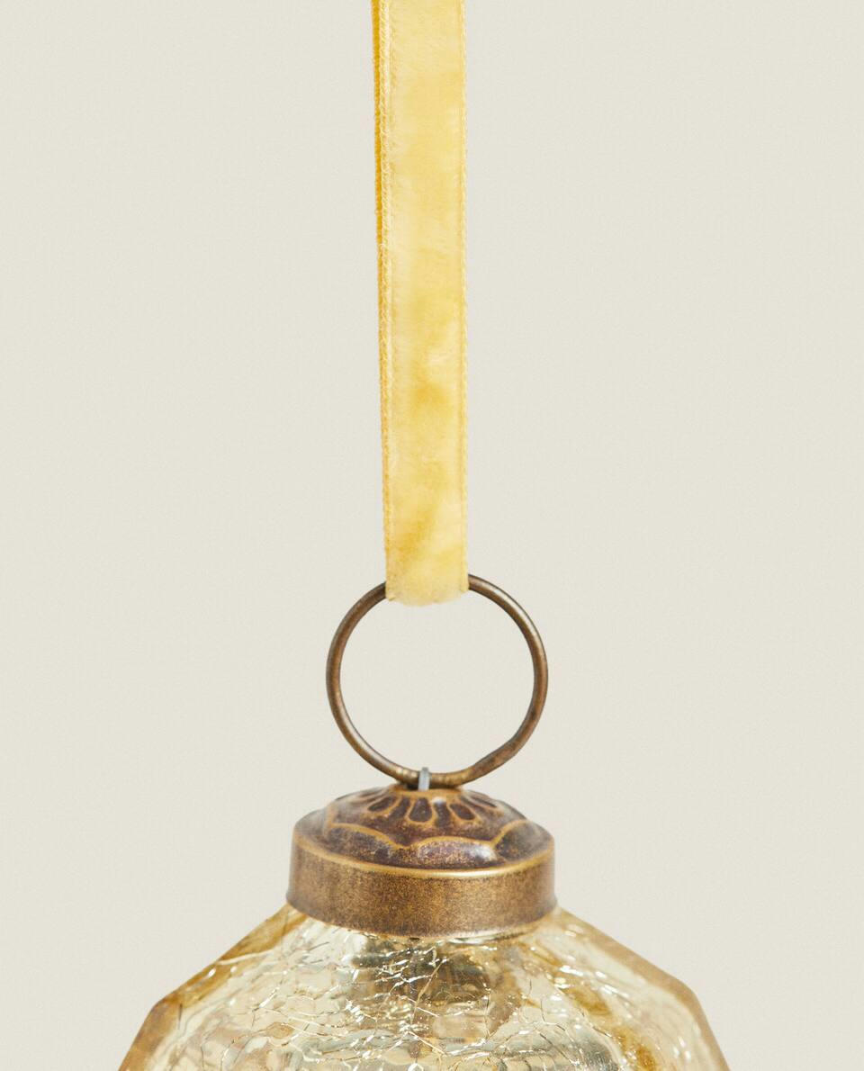 GLASS CHRISTMAS DECORATIONS