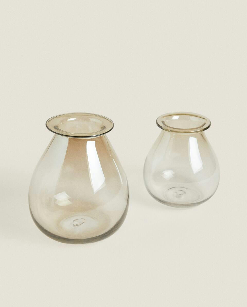 SMOKY GLASS VASE