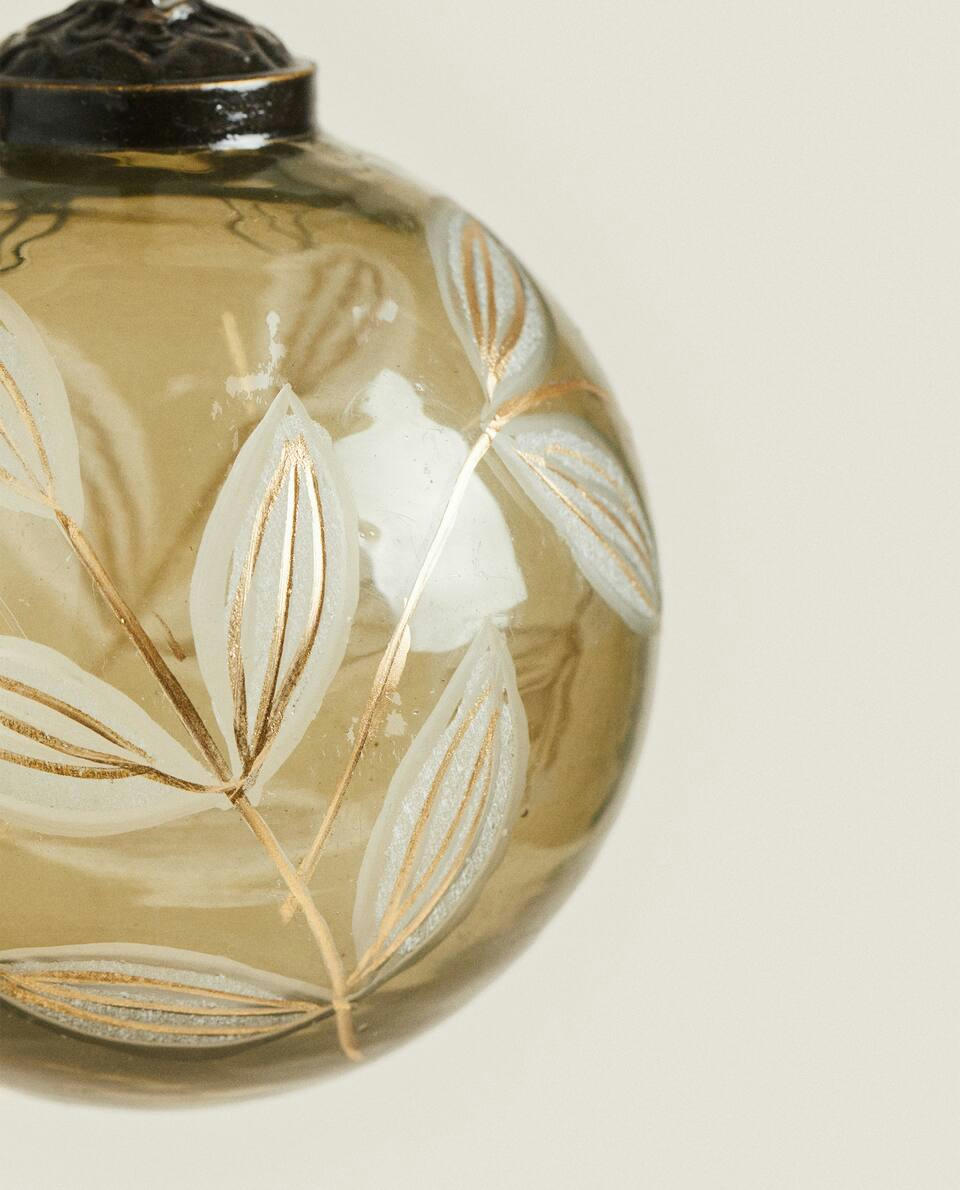 CHRISTMAS GLASS BAUBLE WITH LEAVES DECORATION