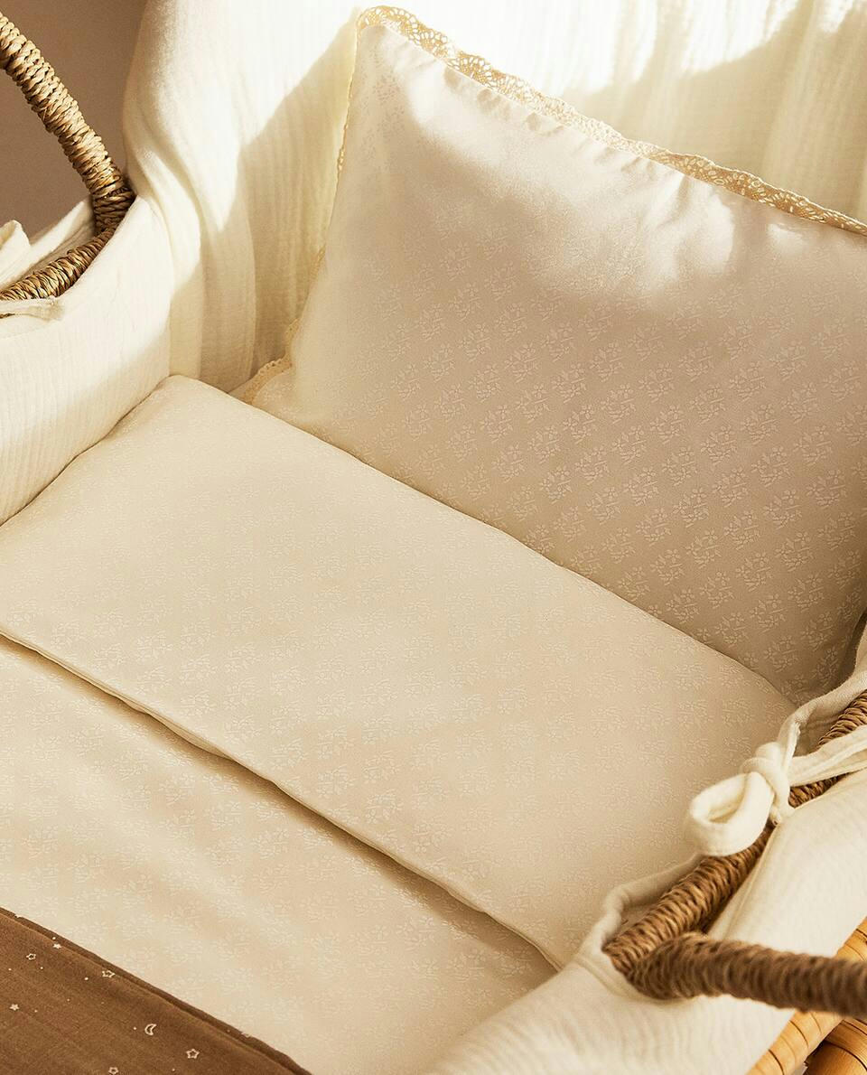 CHILDREN’S DUVET COVER AND PILLOWCASE SET WITH LACE TRIM