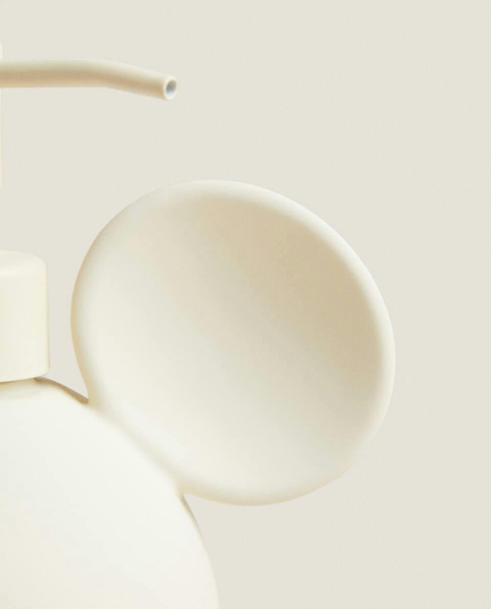 MICKEY MOUSE ? DISNEY SHAPED BATHROOM SET