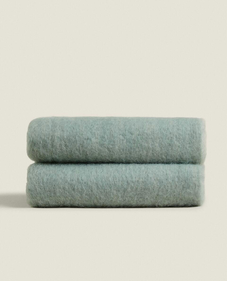 CARDED WOOL BLANKET