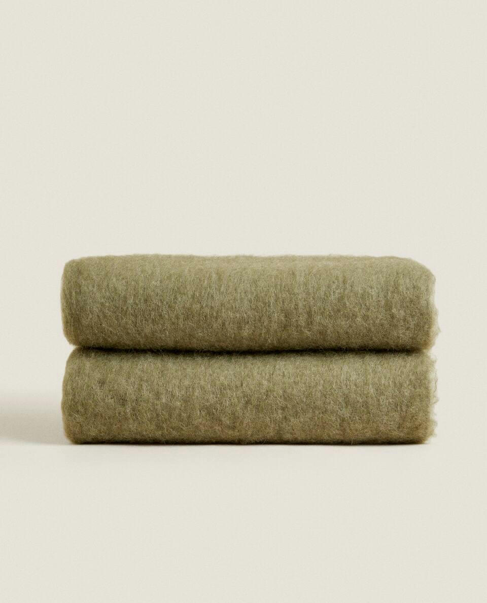 CARDED WOOL BLANKET