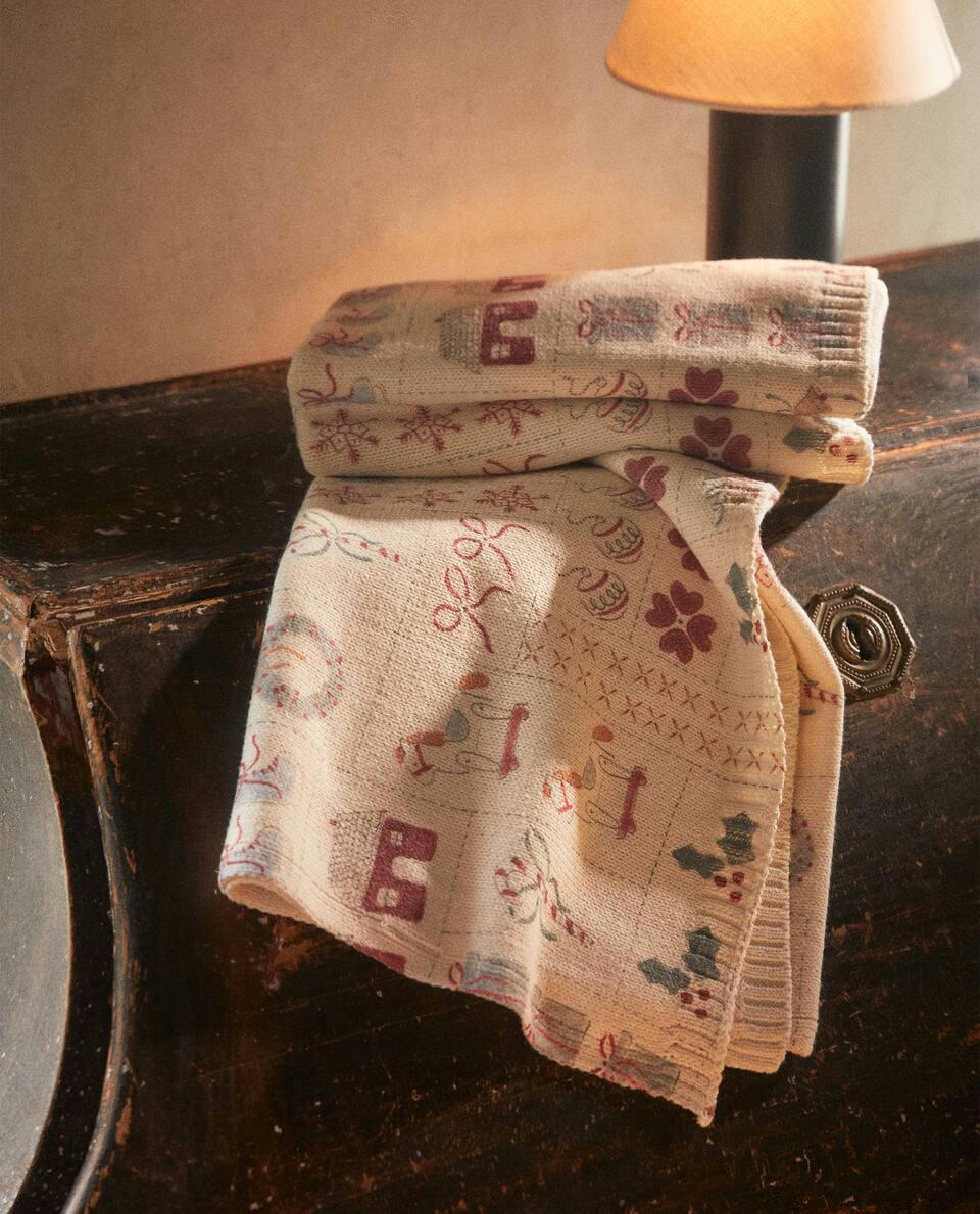 CHILDREN’S CHRISTMAS PATCHWORK COTTON KNIT BLANKET