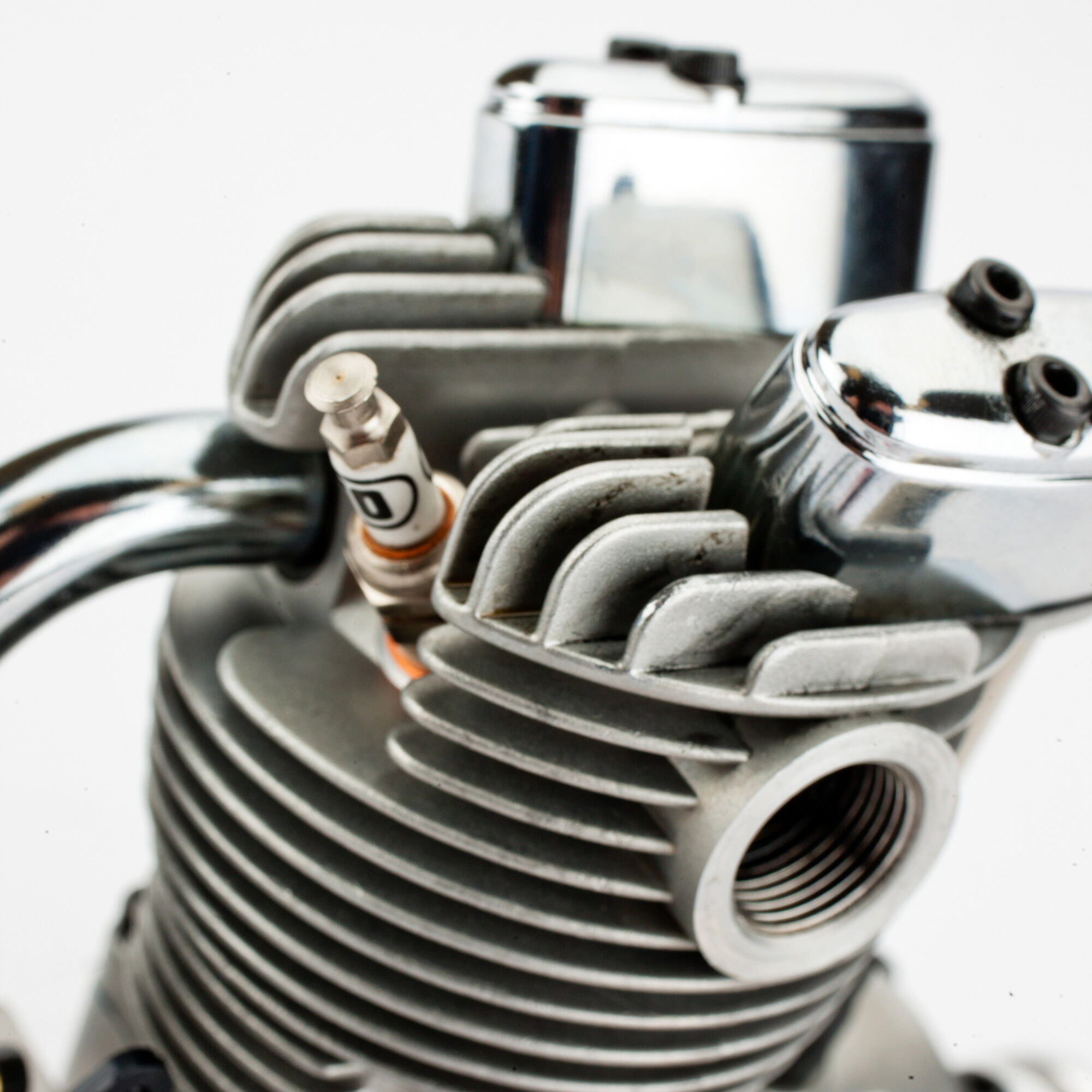 Saito Engines FG-21 (1.26) 4-Stroke Gas Engine: BN