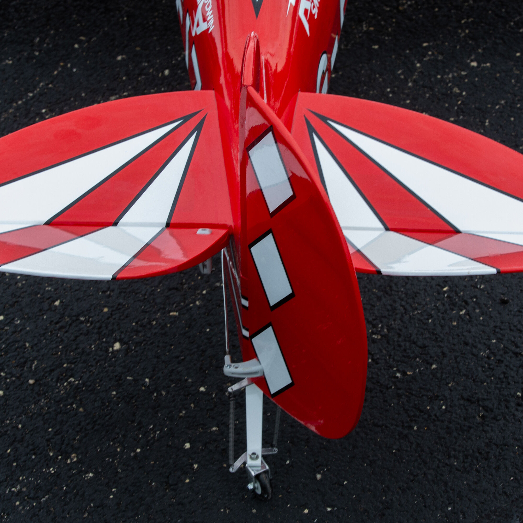 Hangar 9 Pitts S-2B 50-60cc, 71.6"