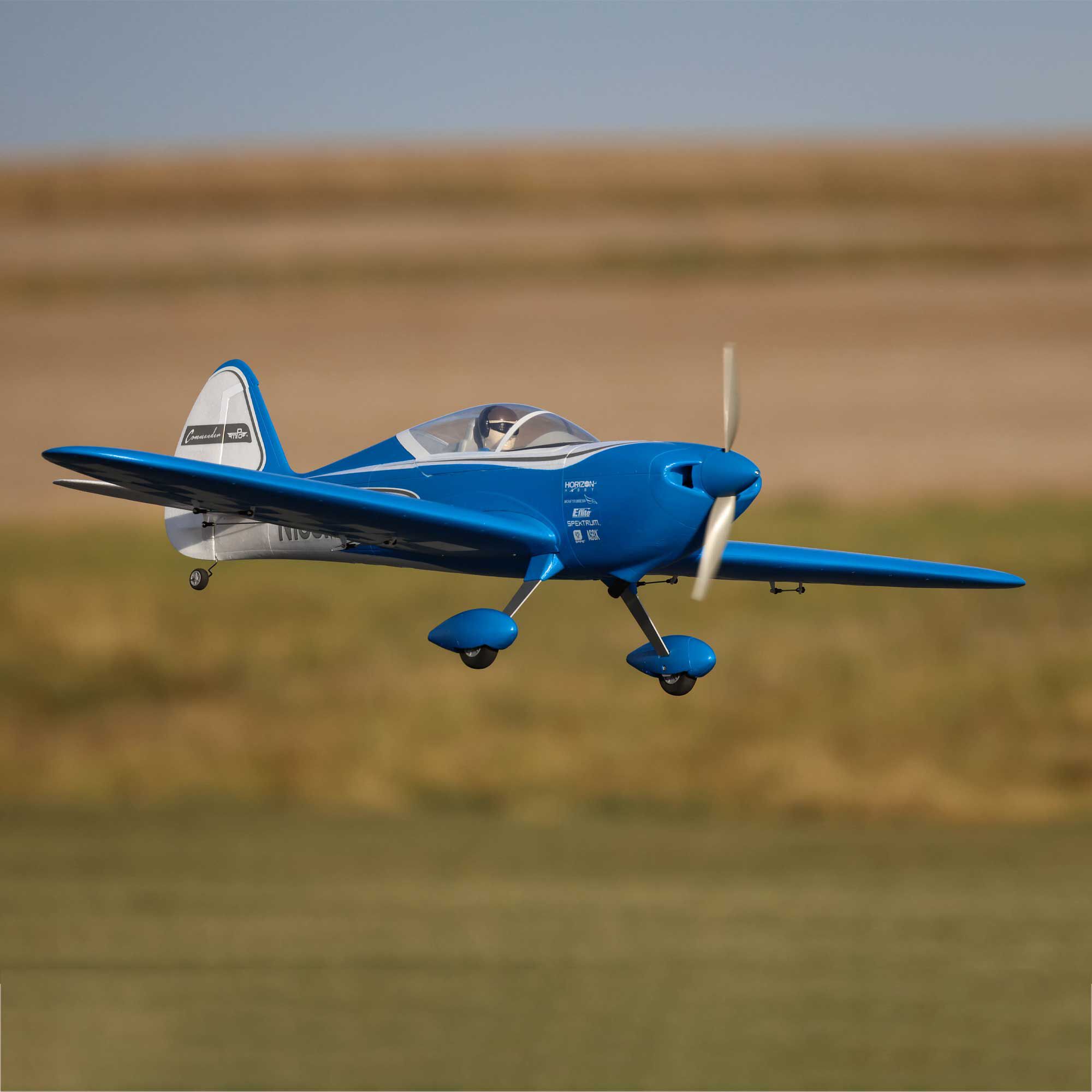 E-flite Commander mPd 1.4m PNP