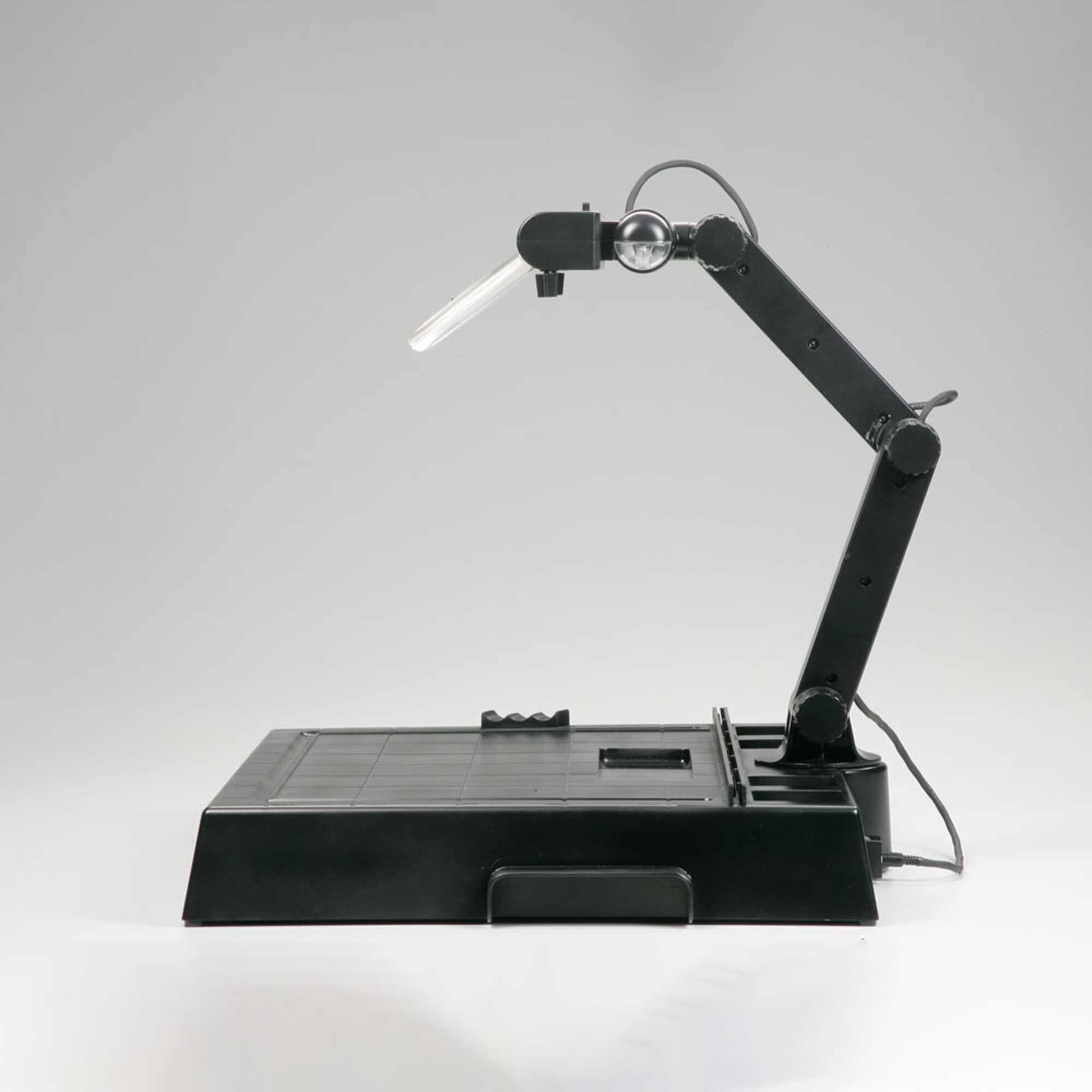 Tamiya Tamiya Work Station with Magnifying Lens