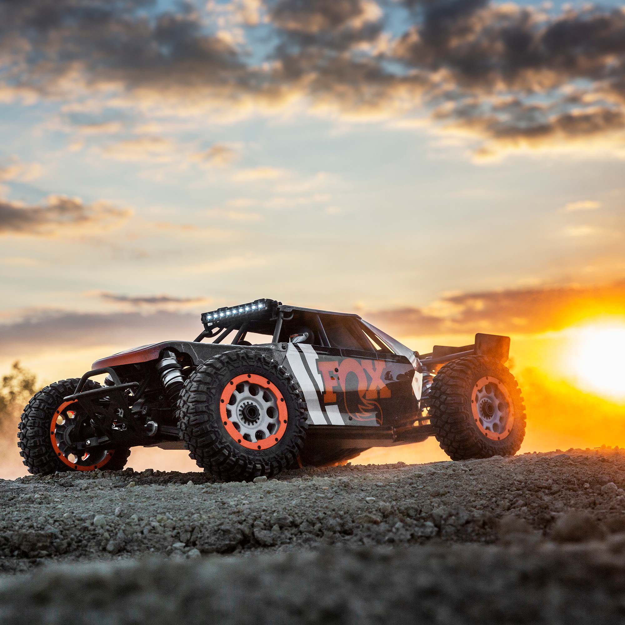 Losi 1/5 DBXL-E 2.0 V2 8S 4X4 RTR Brushless Desert Buggy