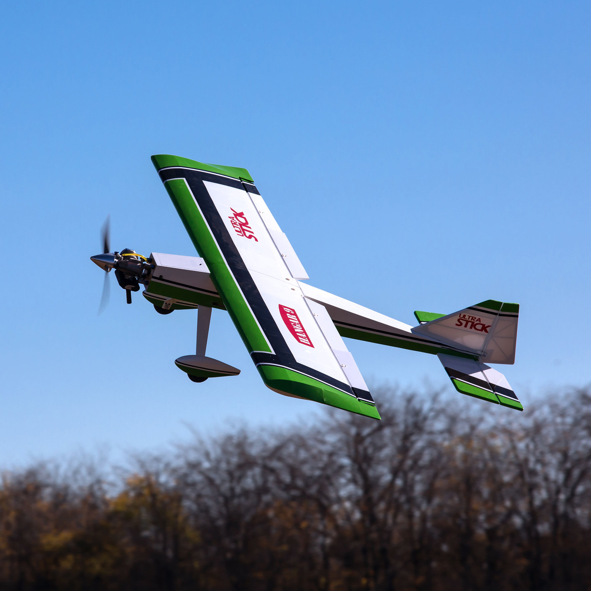 Hangar 9 Ultra Stick 30cc ARF, 81"