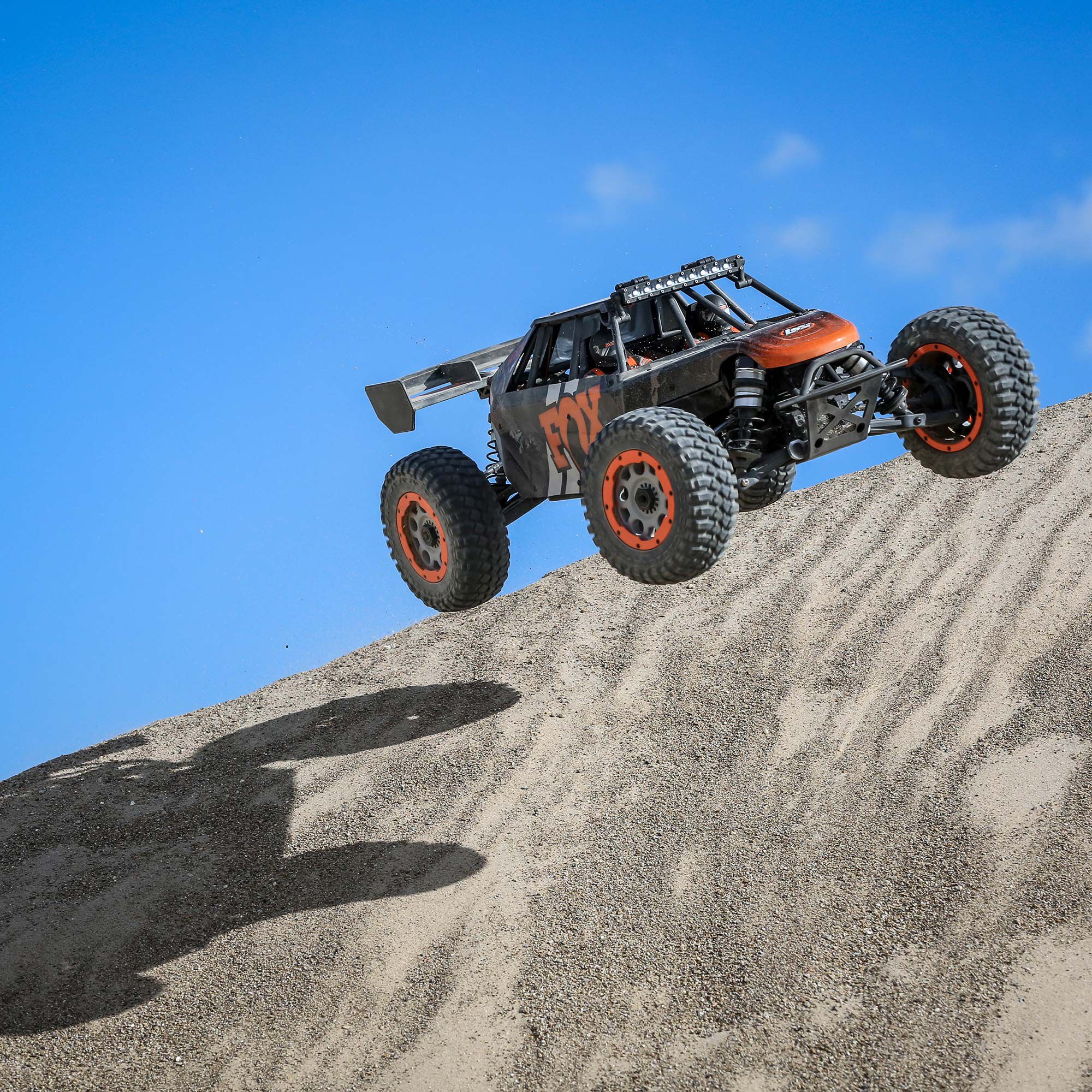 Losi 1/5 DBXL-E 2.0 V2 8S 4X4 RTR Brushless Desert Buggy