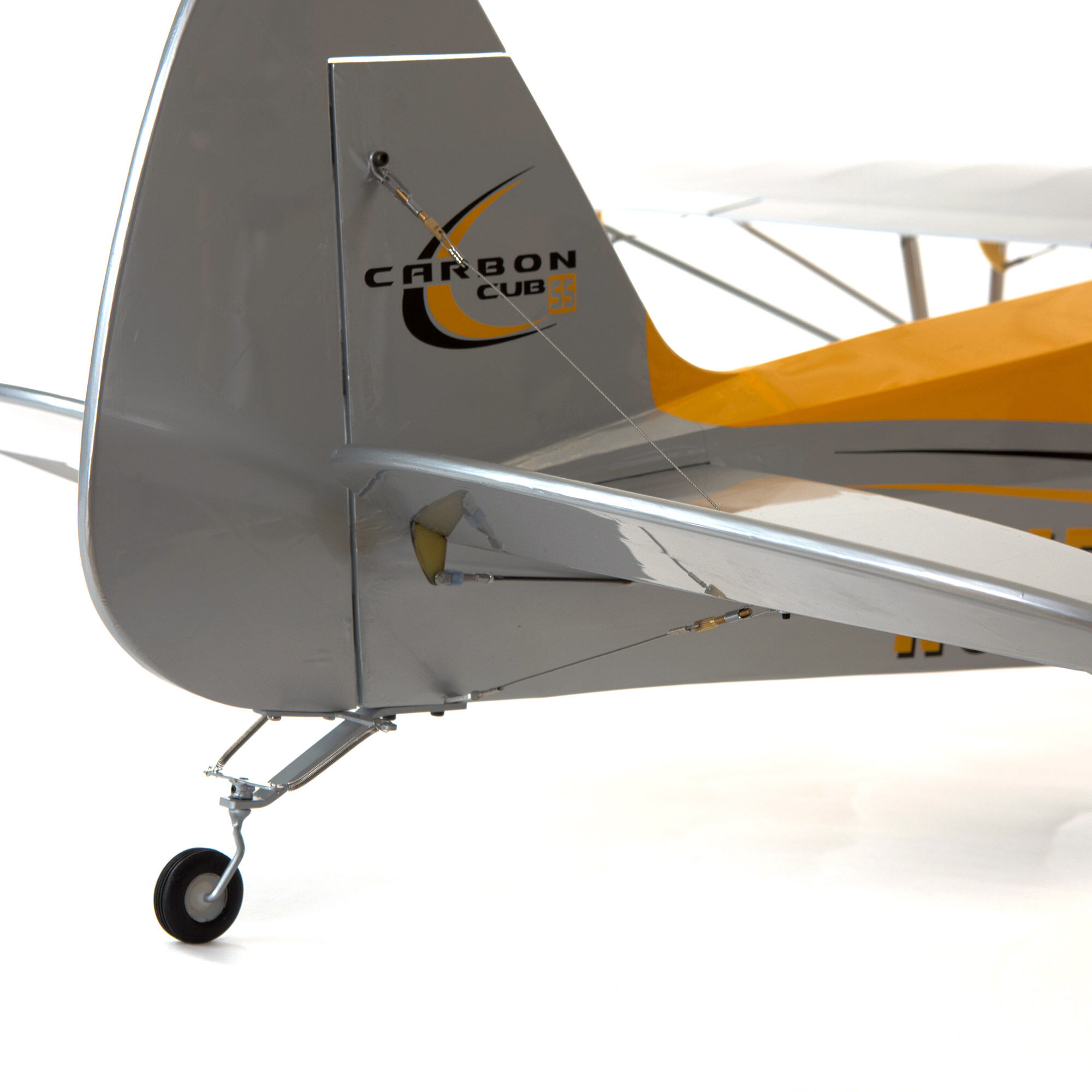 Hangar 9 Carbon Cub 15cc ARF, 90"